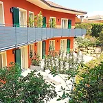 Cuserina Otel 3*