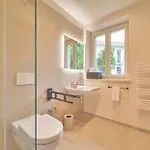 Cuserina Otel