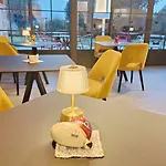Otel Cuserina 3*